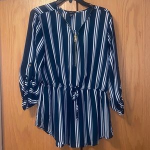 XL Rue21 Women Top/Blouse Dress Shirt Preowned